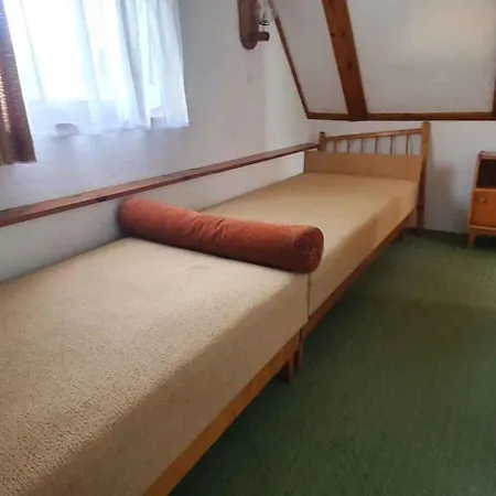 - Balaton 38183 Черсегтомай